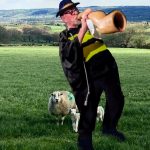 Les Scavenge & The Bee Chorus