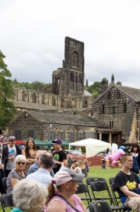 Audience at Kirkstall Festival 2010 by Dawn Cobe